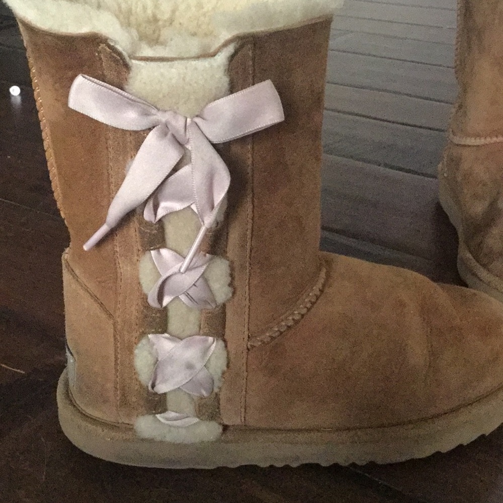 Uggs with cute bows on side